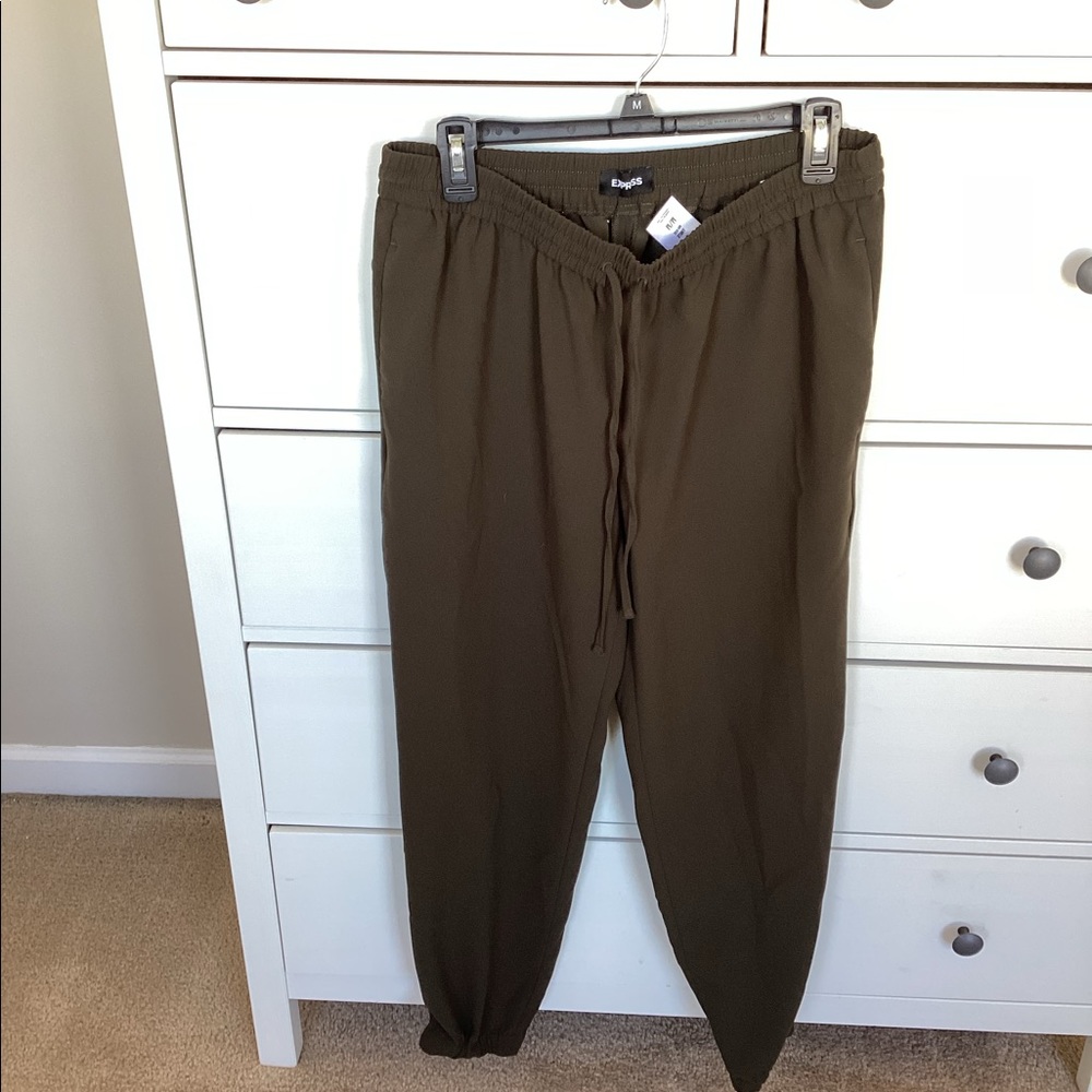 Express, green medium joggers